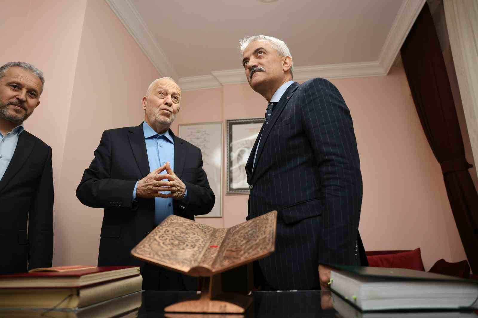 Seyh’ül Kurra Hafız Yılmaz, Vali Makas’ı ağırladı
