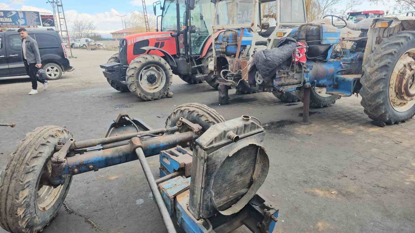 Sezon öncesi tamircilerde traktör yoğunluğu
