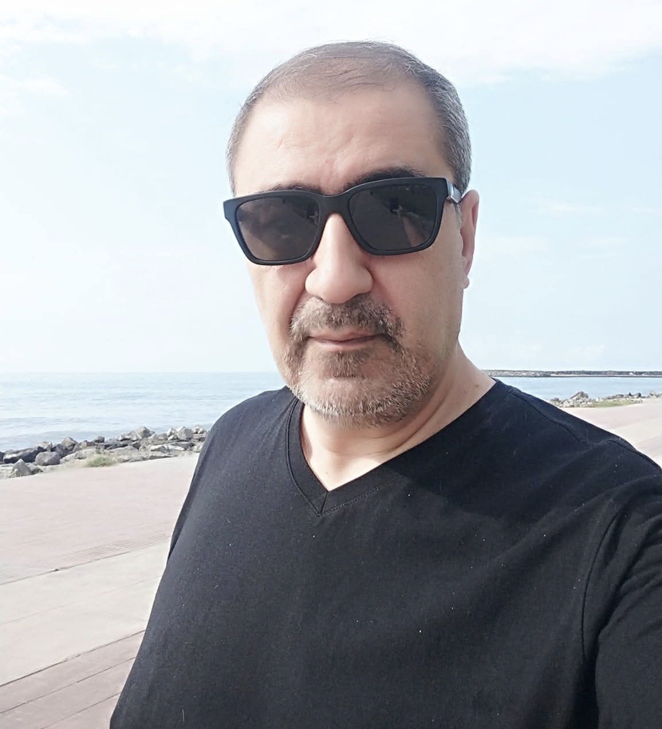 SGK uzmanı evinde ölü bulundu
