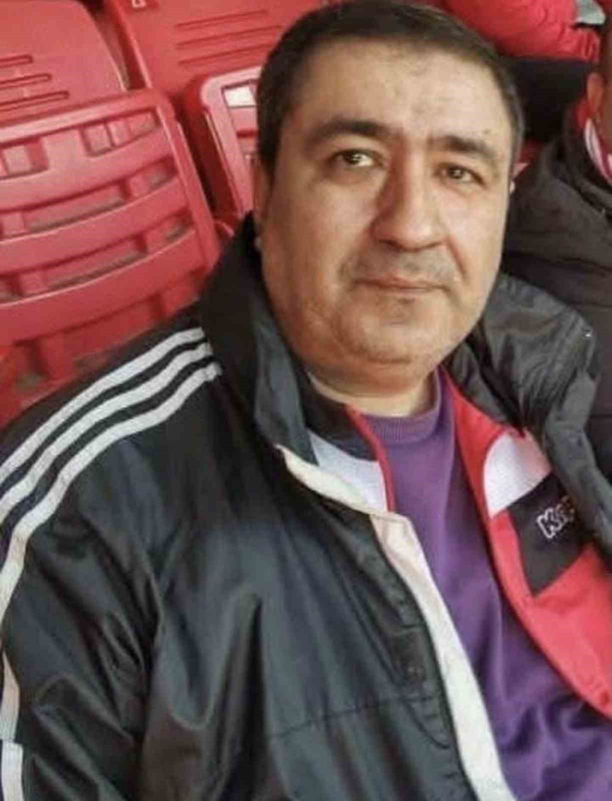 SGK uzmanı evinde ölü bulundu
