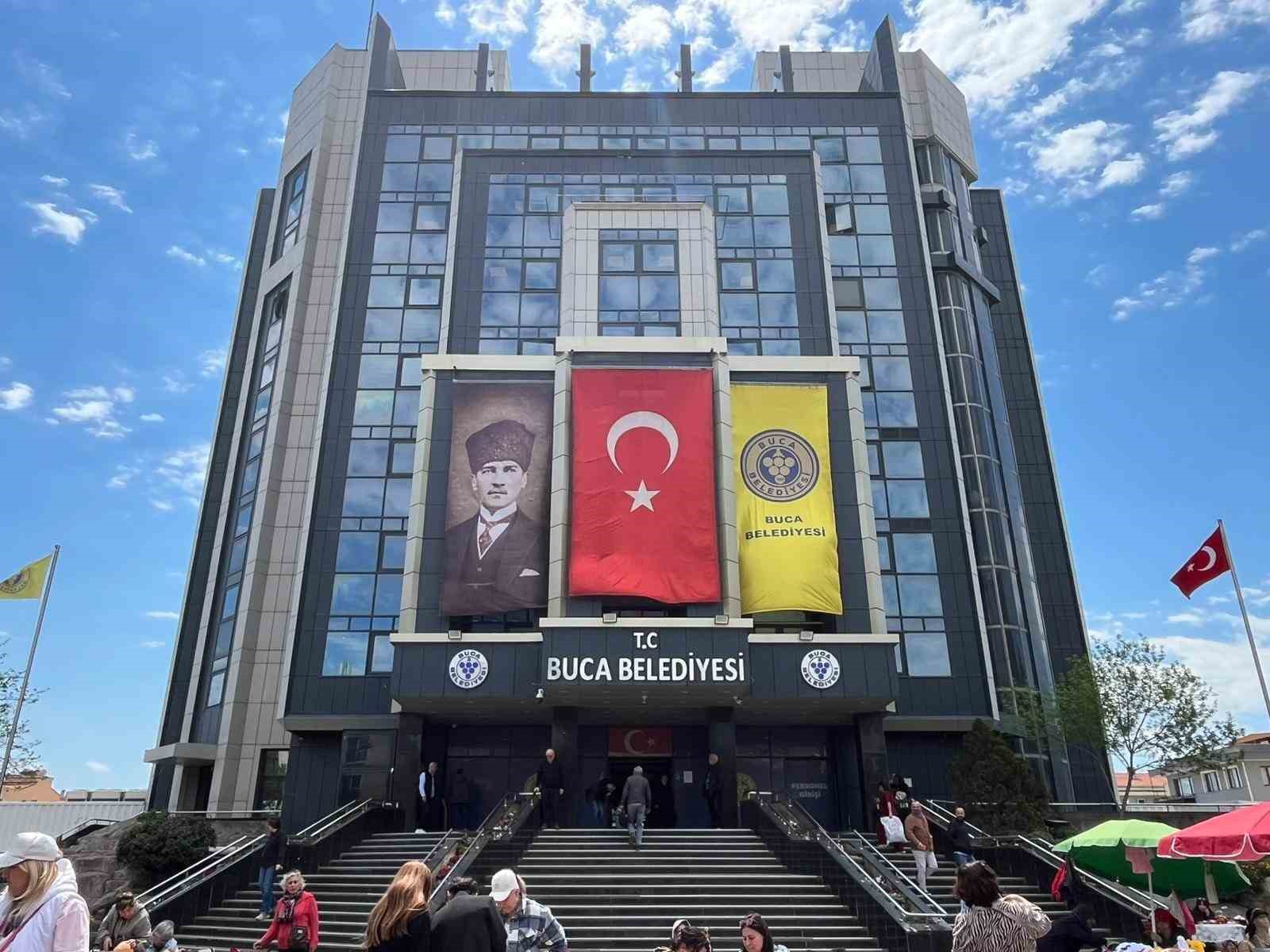 SGK’dan Buca Belediyesine ’bankamatik personeli’ incelemesi
