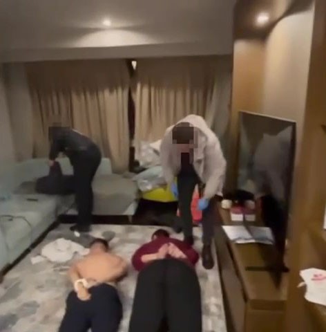 Siber dolandırıcıların cep telefonları çamaşır makinesinden çıktı
