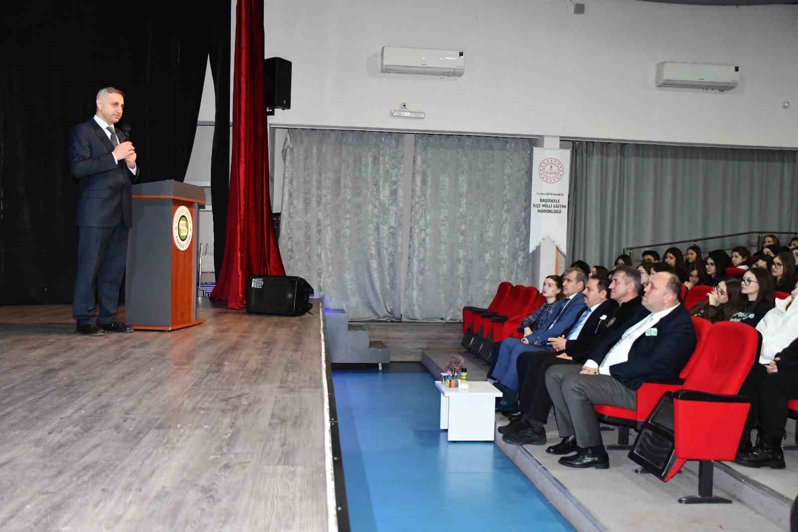 Siber tuzaklara karşı alarm: Okullarda koruyucu eğitim hamlesi
