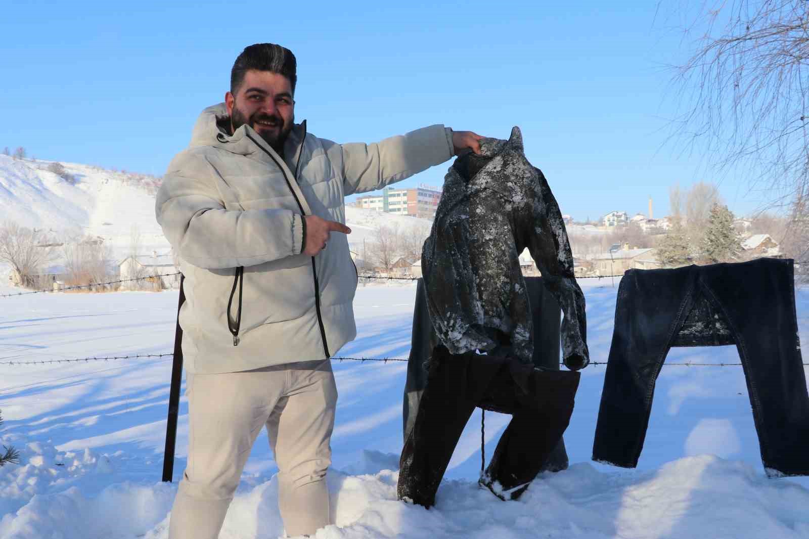 Sibirya soğukları Sivas’ı dondurdu, çamaşırlar kaskatı kesildi
