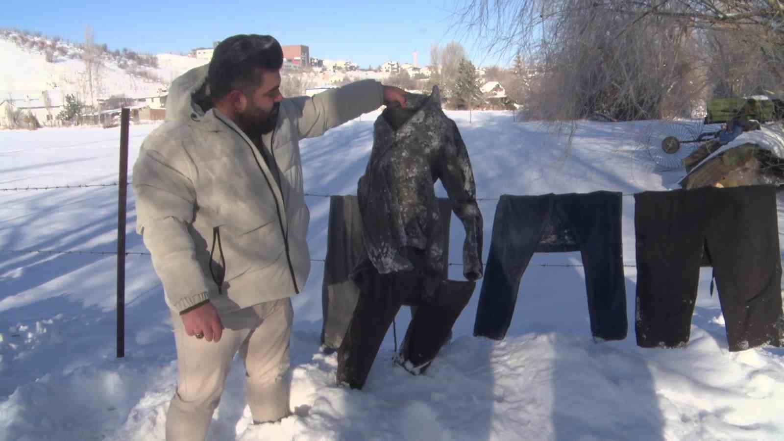 Sibirya soğukları Sivas’ı dondurdu, çamaşırlar kaskatı kesildi
