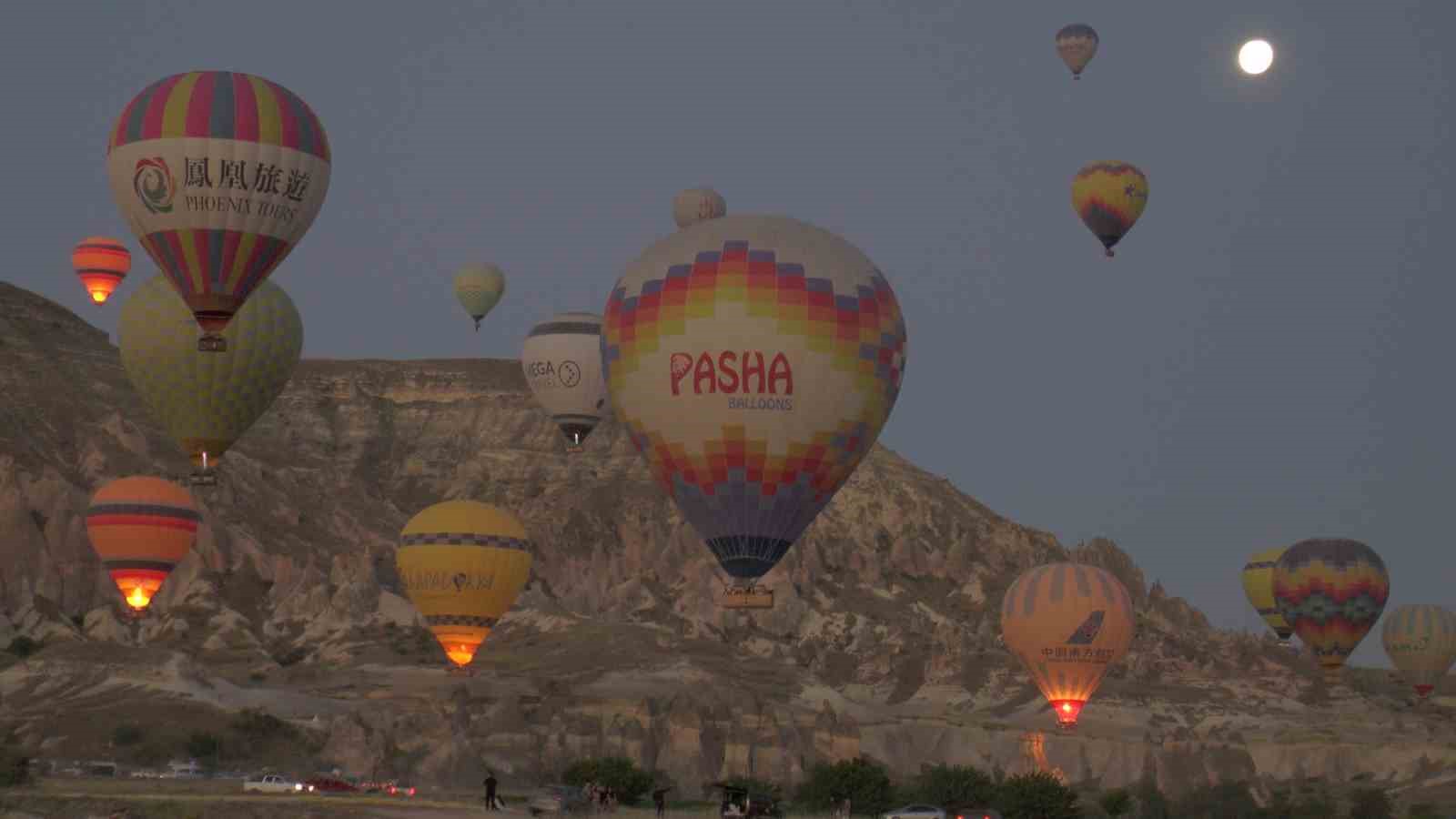 Sıcak hava balonlarına rüzgar engeli
