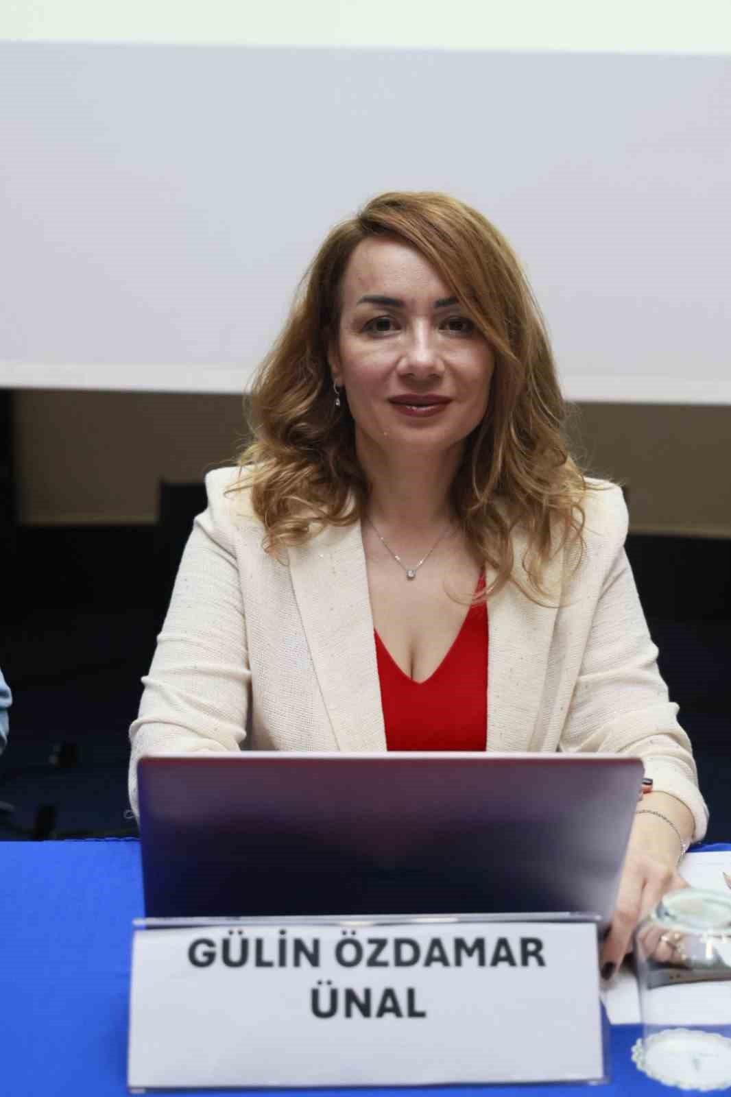 Şiddetin görünür hale gelip normalleşmesi çocuk ve gençleri olumsuz etkiliyor
