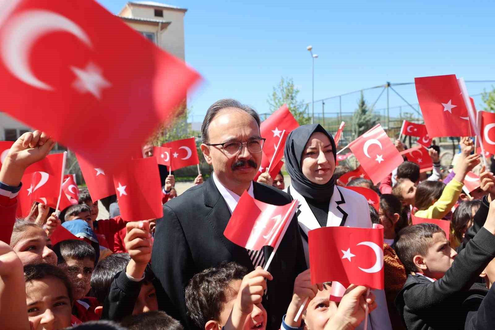 Sıfır Atık Kütüphaneleri Siirt’te hizmete açıldı
