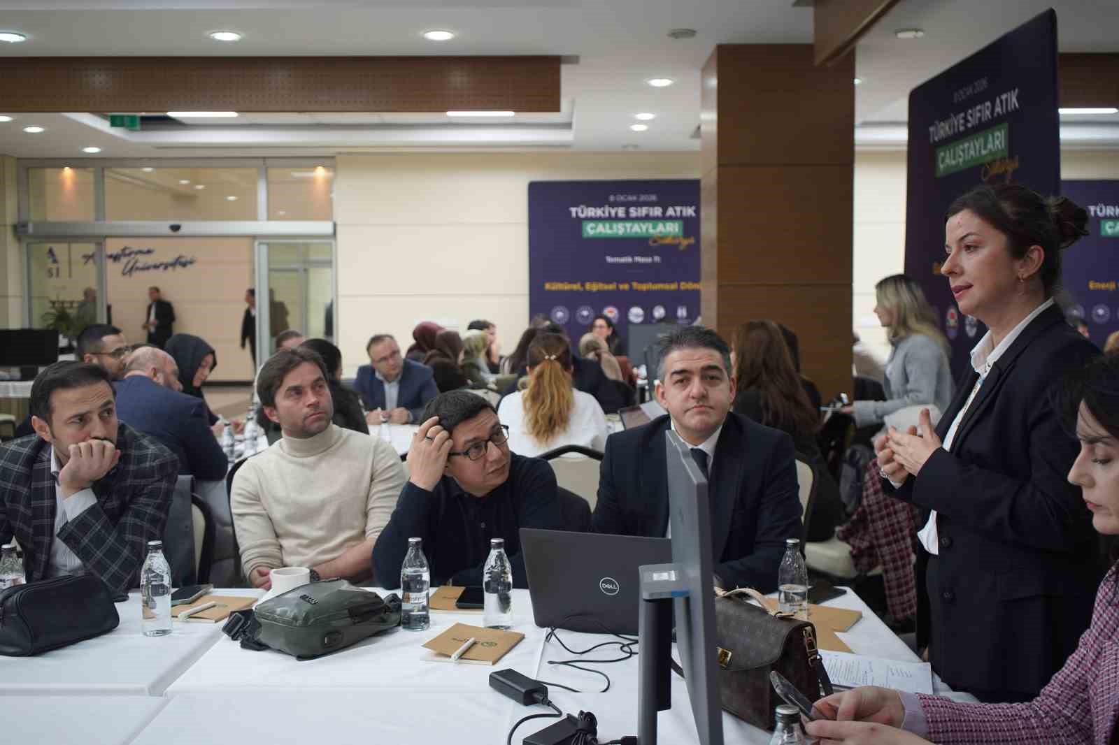 Sıfır Atık stratejileri Sakarya’da masaya yatırıldı
