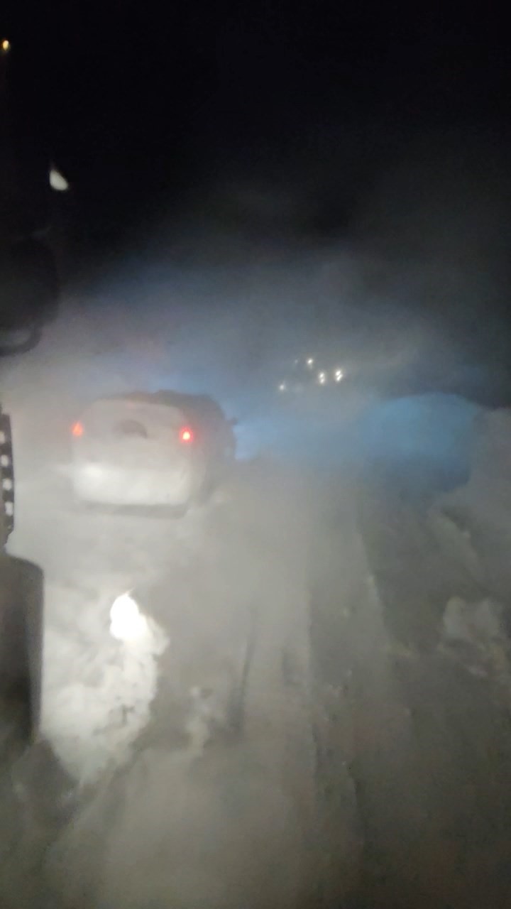 Sıfır görüş mesafesinde sağlıkçıların zamanla yarışı
