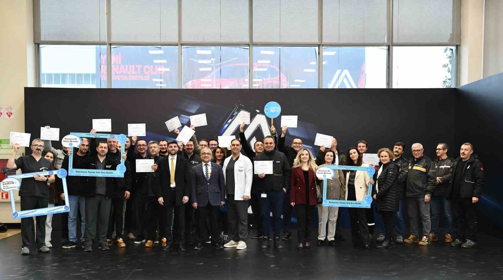 Sigarayı bırakan 25 çalışana sertifikaları takdim edildi
