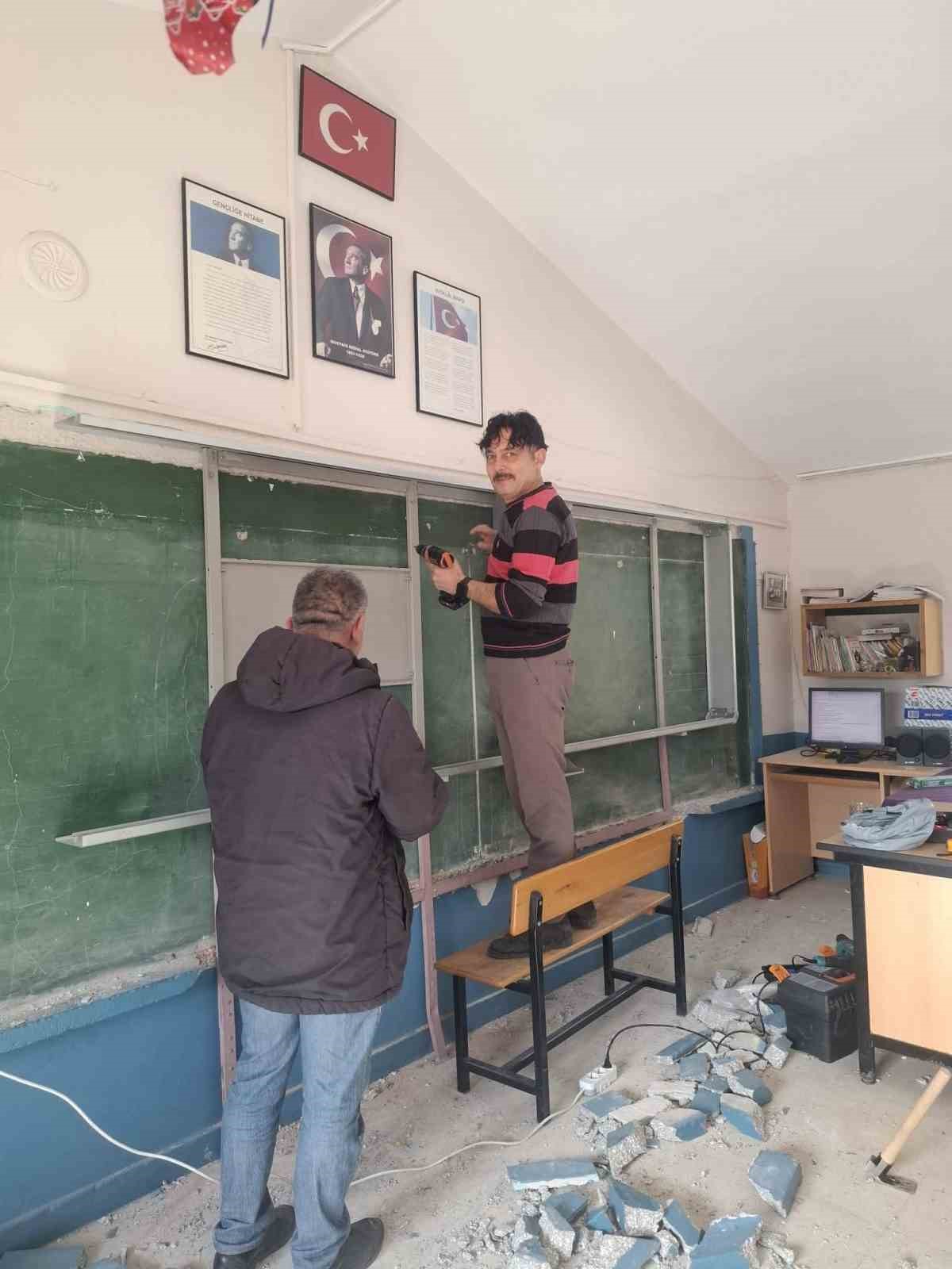 Sığırtmaçlı İlkokulu’nda teknolojiyle eğitim hamlesi
