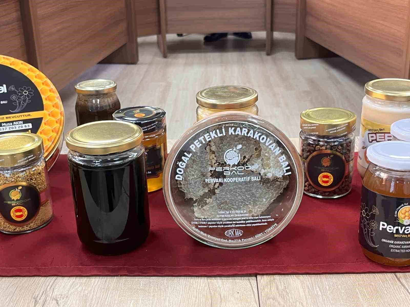 Siirt balında markalaşma ve çeşitlilik toplantısı
Siirt balında markalaşma ve çeşitlilik toplantısı