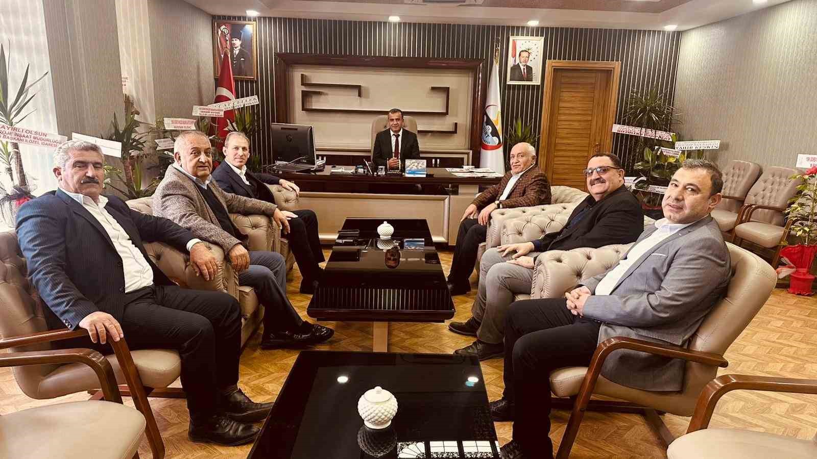 Siirt TSO’dan hayırlı olsun ziyaretleri
Siirt TSO’dan hayırlı olsun ziyaretleri