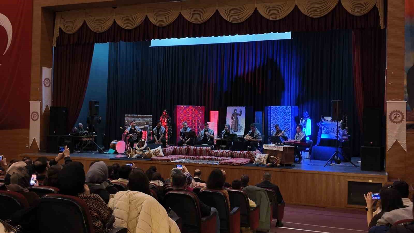 Siirt’e yeni atanan öğretmenlere sıra gecesi düzenlendi
