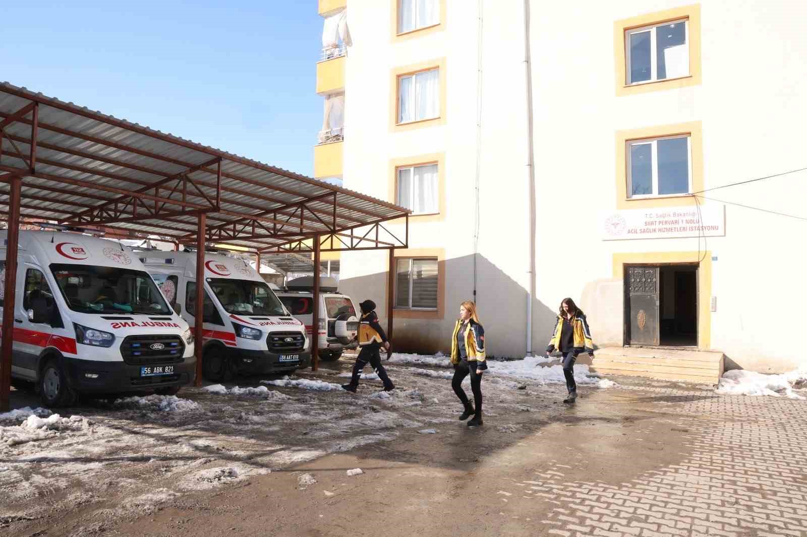 Siirt’in tek kadın ambulans şoförü zorlu coğrafyada hayat kurtarıyor
