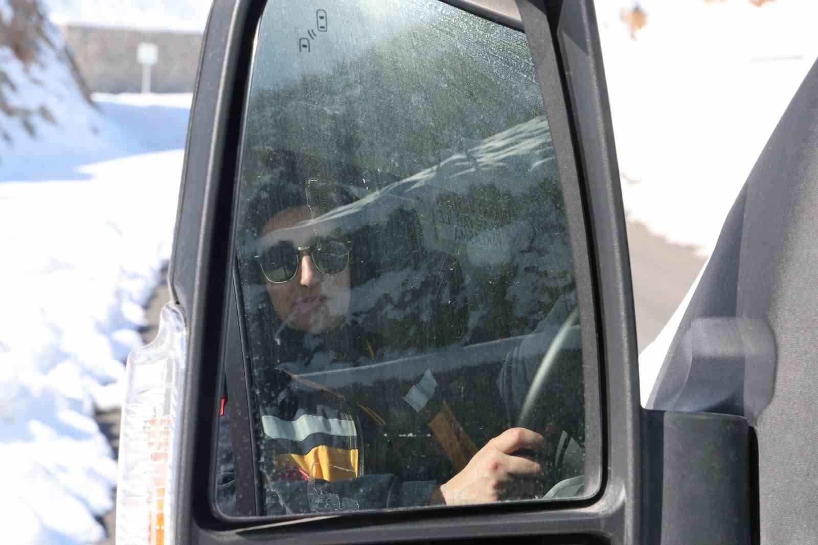 Siirt’in tek kadın ambulans şoförü zorlu coğrafyada hayat kurtarıyor
