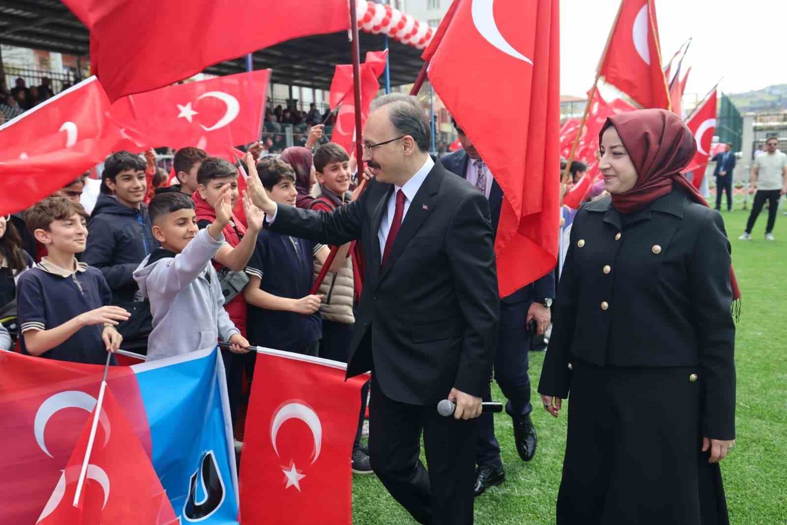 Siirt’te 23 Nisan coşkuyla kutlandı
