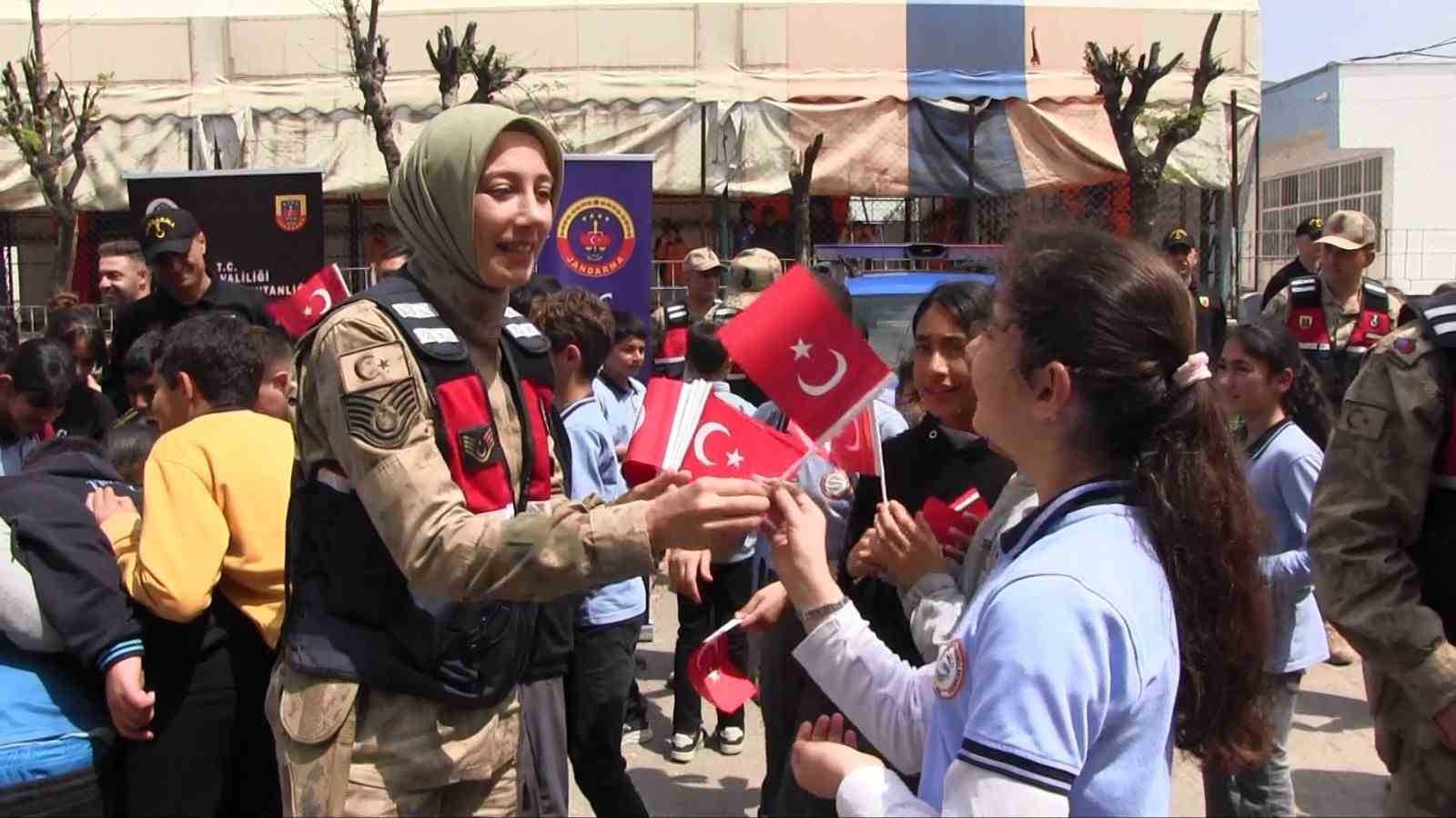 Siirt’te "Çocuk Gelişsin Dünya Değişsin" Projesi
