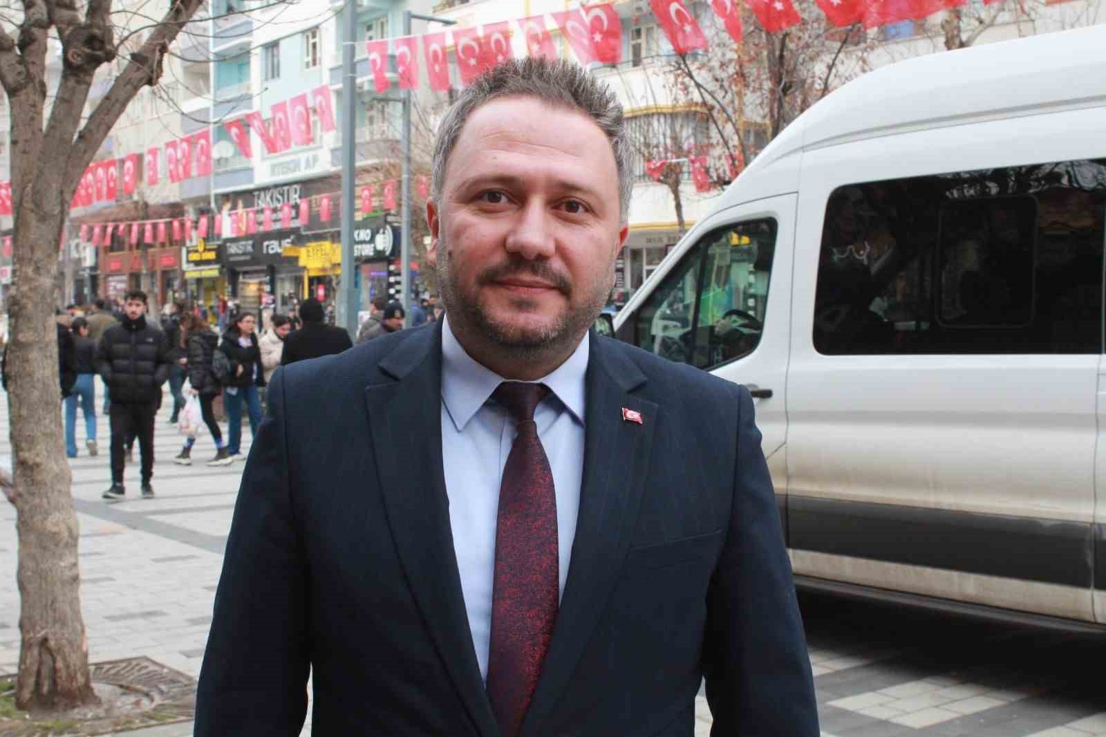 Siirt’te ‘İlk Öğretmenim Ailem’ ve ‘Çocuklar Güvende’ siteleri ve mobil uygulaması anlatıldı
