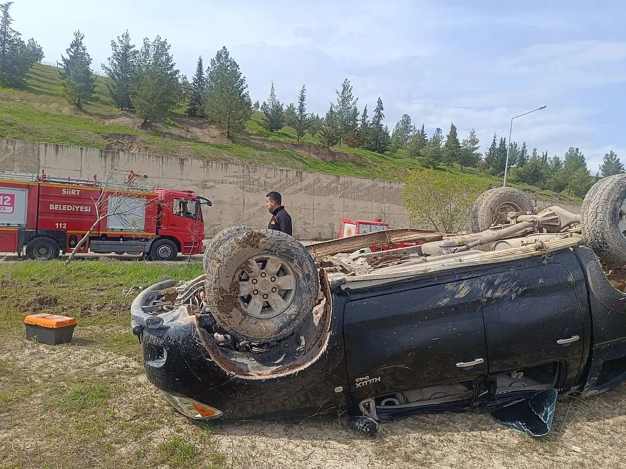 Siirt’te kontrolden çıkan araç takla attı: 1 yaralı

