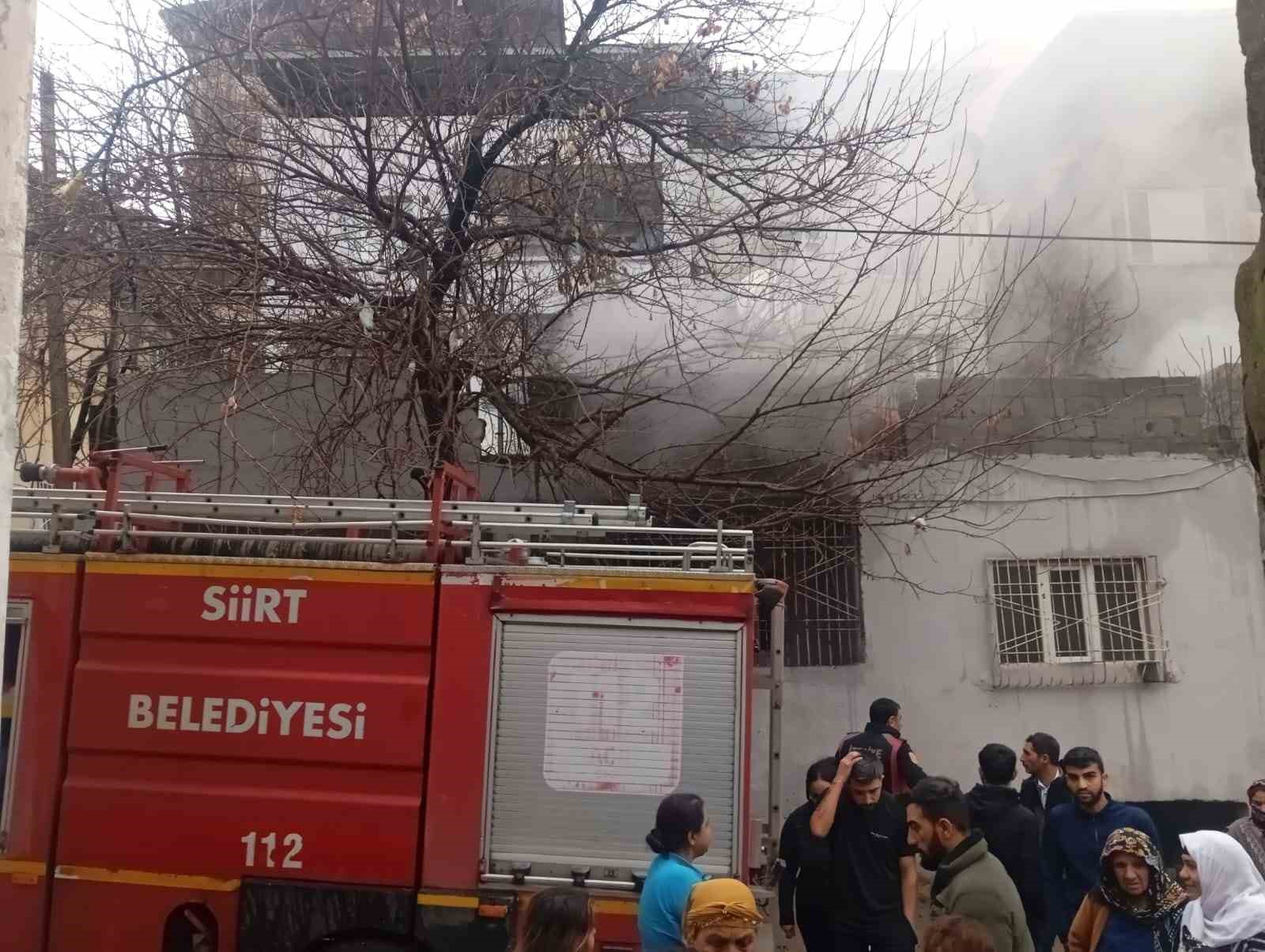 Siirt’te müstakil evde yangın
