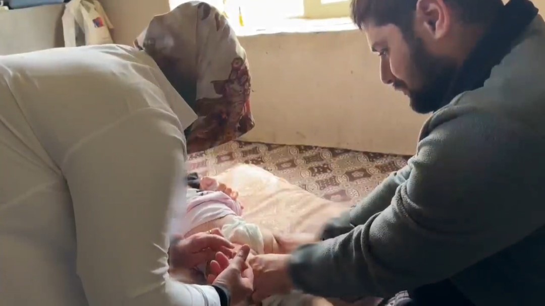 Siirt’te zorlu arazide aşılama çalışması
