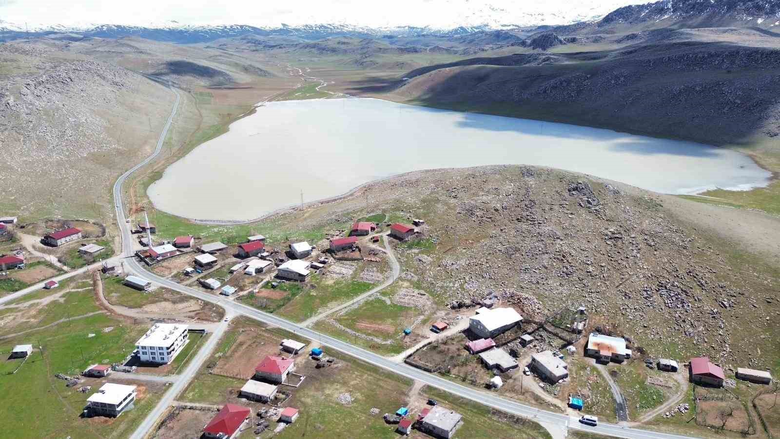 Siirt’teki Zirin Gölü yeniden hayat buldu
