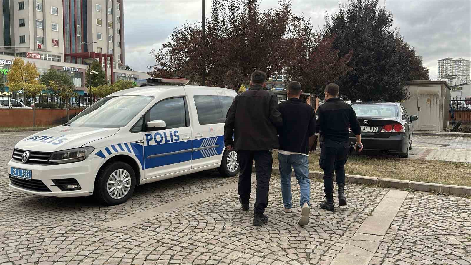 Silahla vurulan vatandaşa yerde yatarken tekme atan sanığa müebbet hapis cezası
