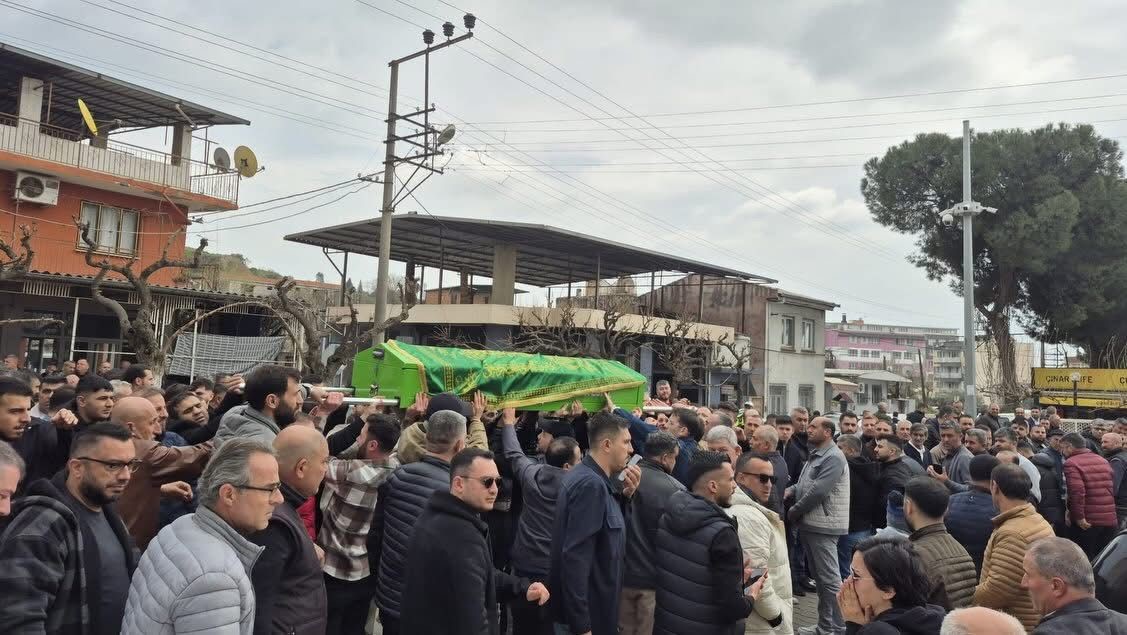 Silahlı saldırı sonucu hayatlarını kaybeden kardeşler son yolculuğuna uğurlandı

