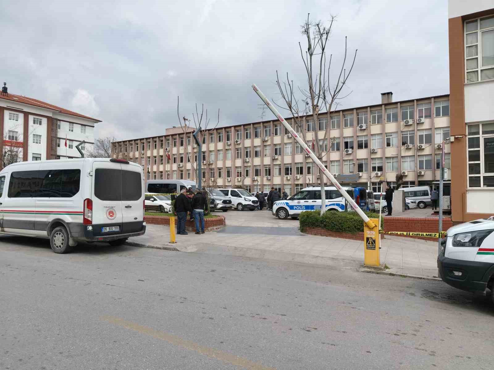 Silahlı saldırıda ölen Özlüer kardeşlerin katil zanlısı tutuklandı
