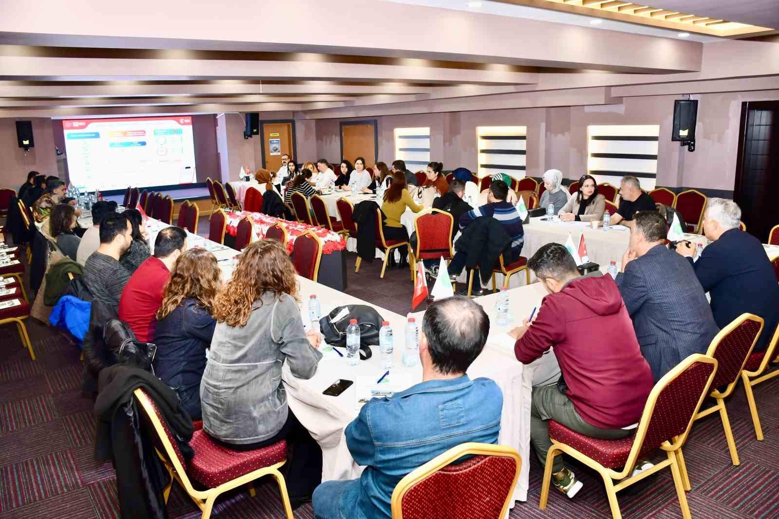 Silifke’de LGS’ye yönelik kapsamlı öğretmen çalıştayı
