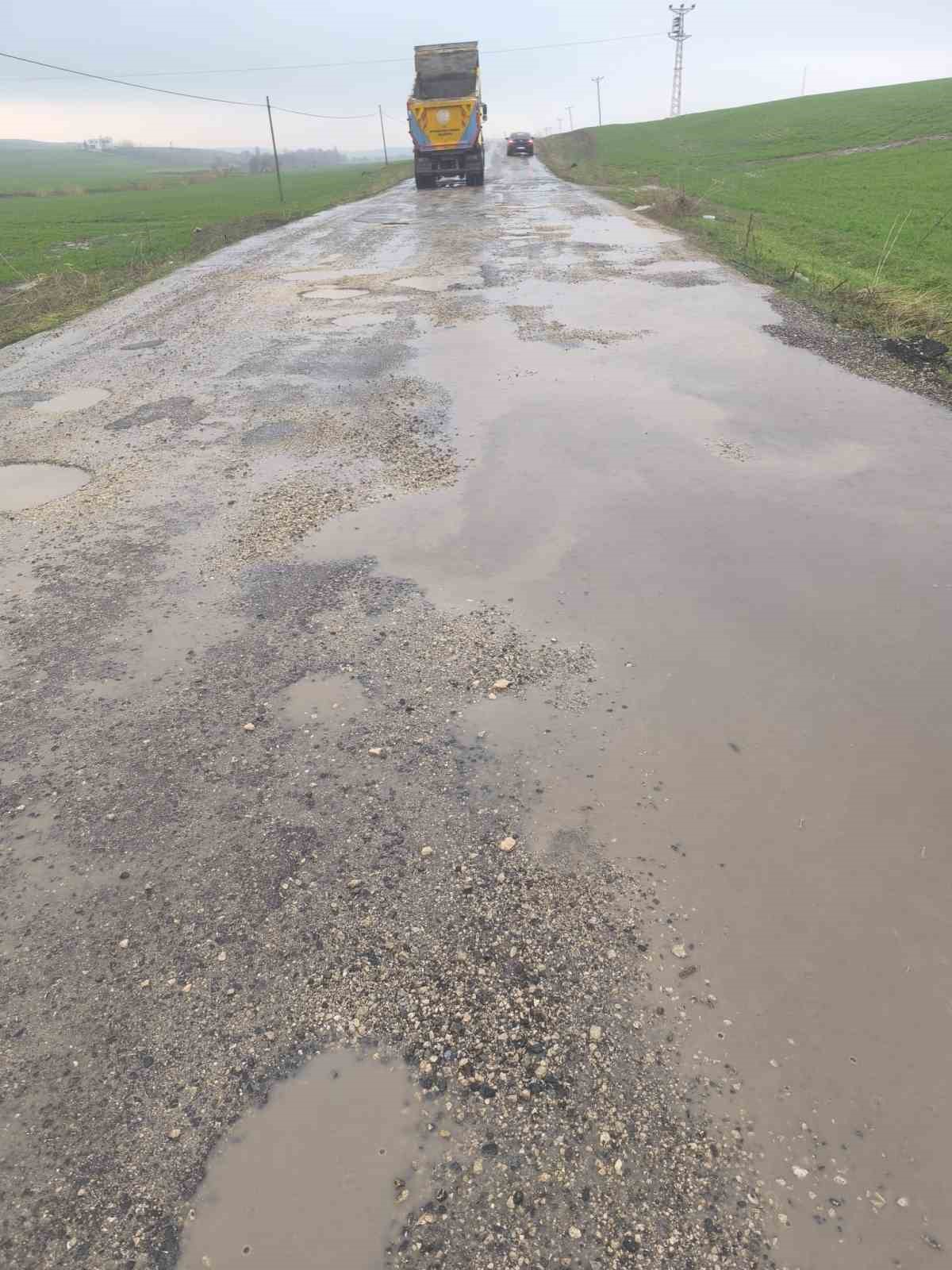 Silvan ilçesinde vatandaşlardan ’yol’ çağrısı
