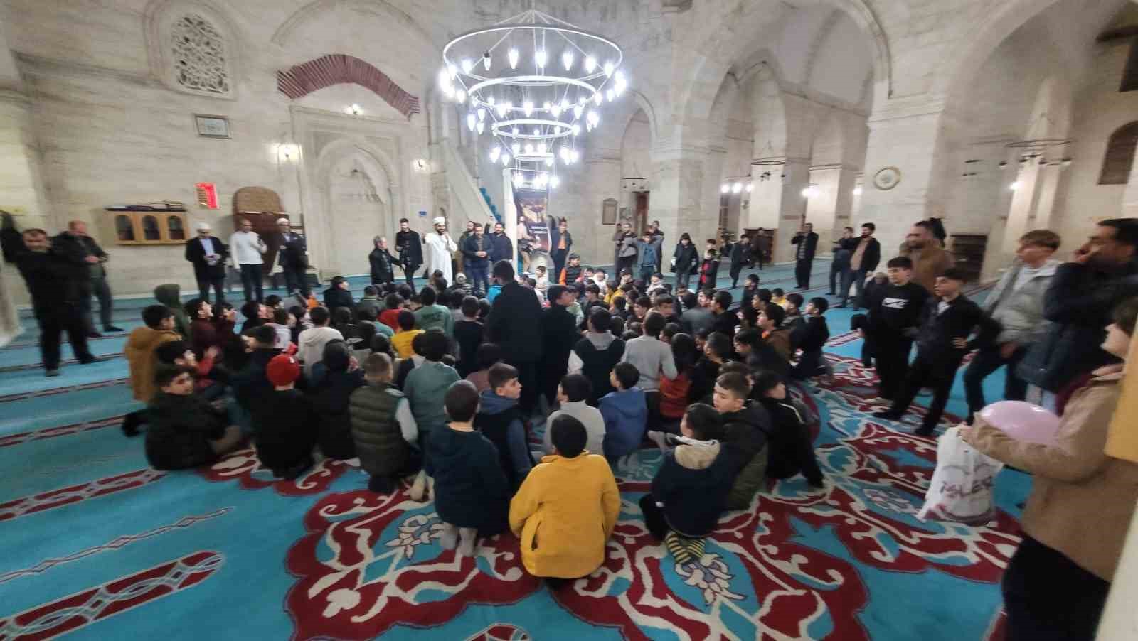 Silvan’da "Maarifin Kalbinde Ramazan" coşkusu
