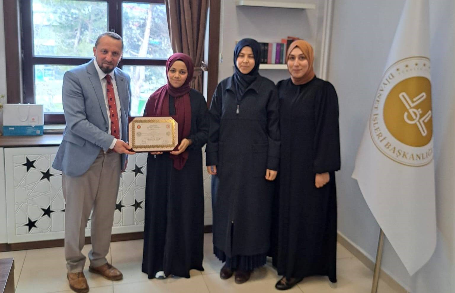 Simav’da 10 öğrenci Hafızlık Belgesini aldı
