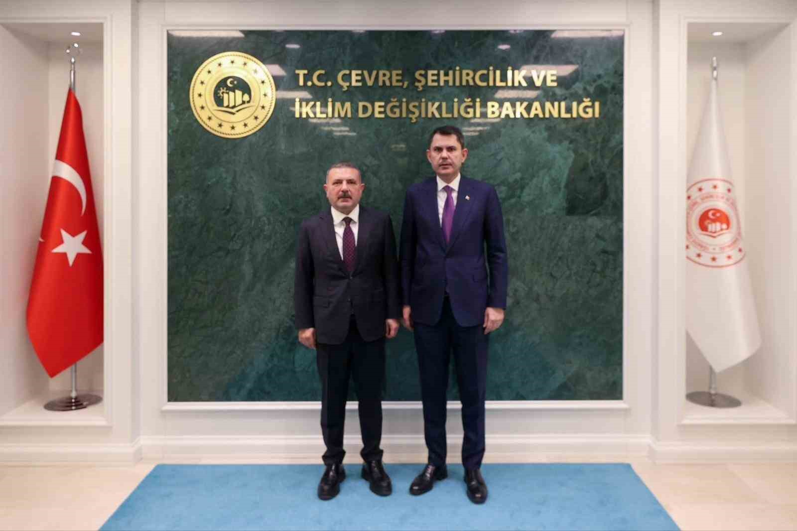 Sincan Belediye Başkanı Ercan, Bakan Kurum ile görüşme gerçekleştirdi
