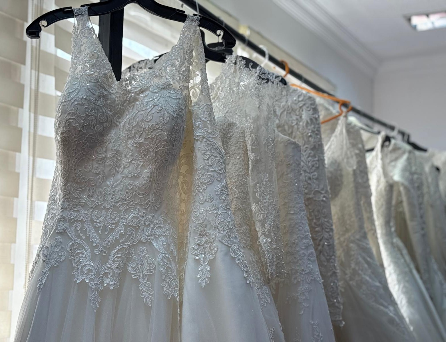 Sincan Belediyesi’nden ihtiyaç sahibi çiftlere gelinlik desteği
