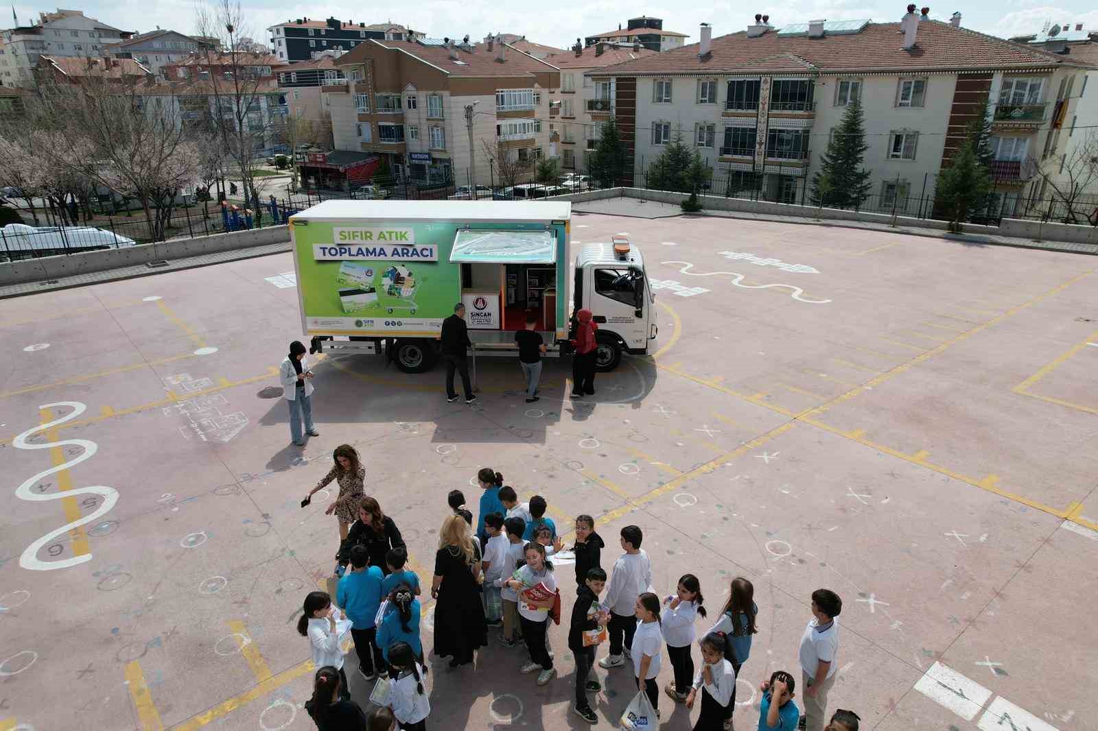 Sincan Belediyesinden okullarda sıfır atık eğitimi
