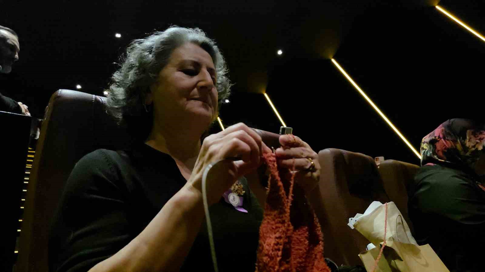 Sinemada örgü buluşması
