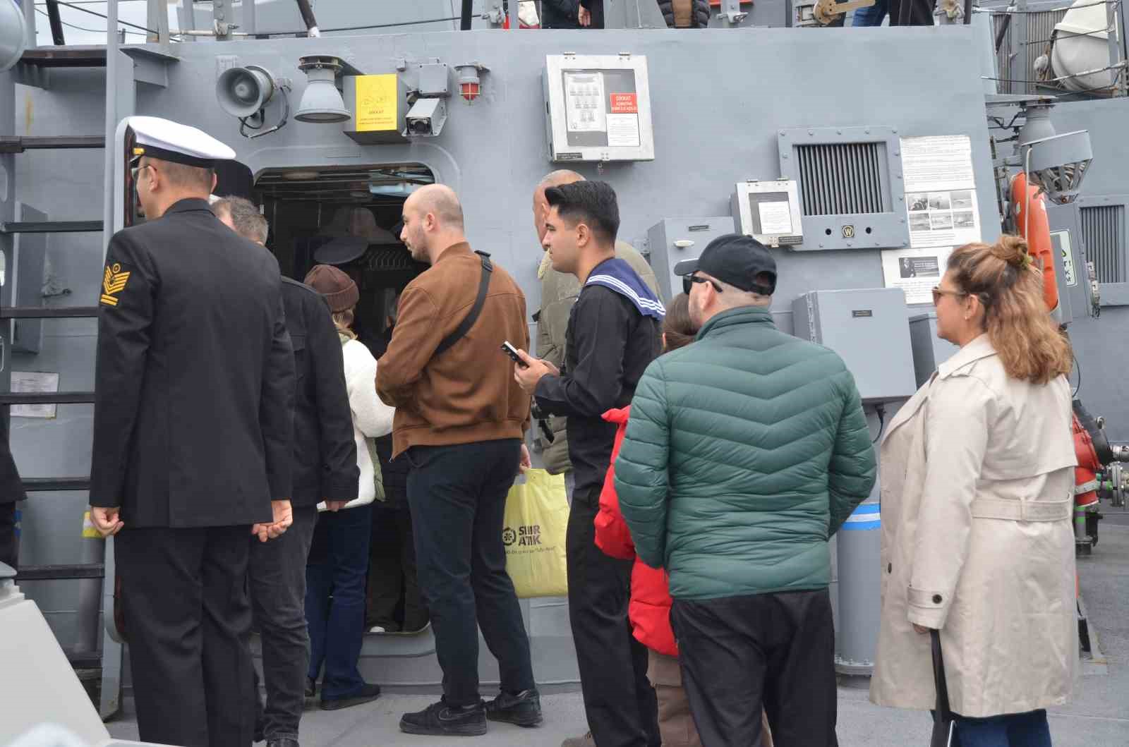 Sinop’ta 23 Nisan coşkusu: TCG Kilimli ve TCSG-DOST ziyarete açıldı
