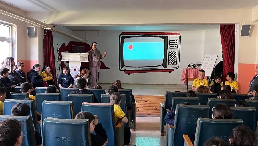 Sinop’ta çocuklar eğlenerek sağlıklı yaşamı öğreniyor
