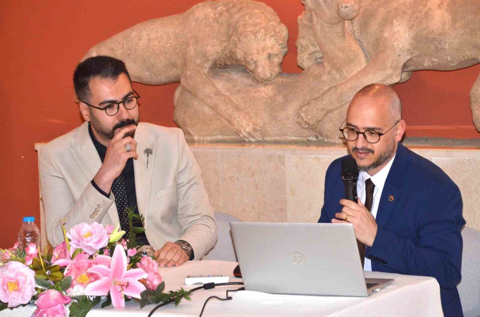 Sinop’ta ’Gelincik Lahdi’ konferansı ve sergisi
