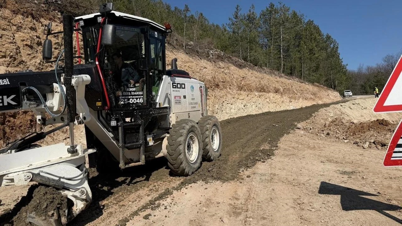Sinop’ta heyelanla mücadele
