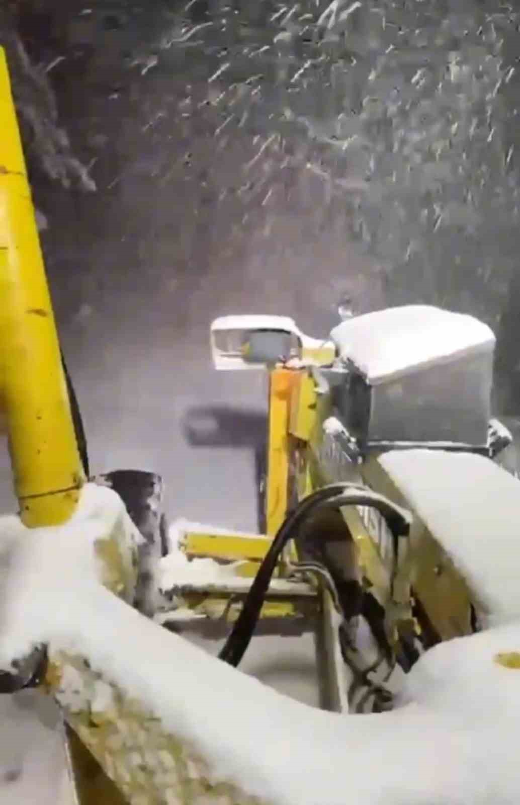 Sinop’ta kar esareti: Köylerin yarısı ulaşıma kapalı, 87 köyde elektrik yok
