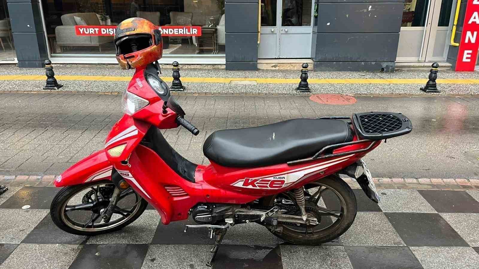 Sinop’ta motosiklet ve motokuryelere fırtına yasağı
