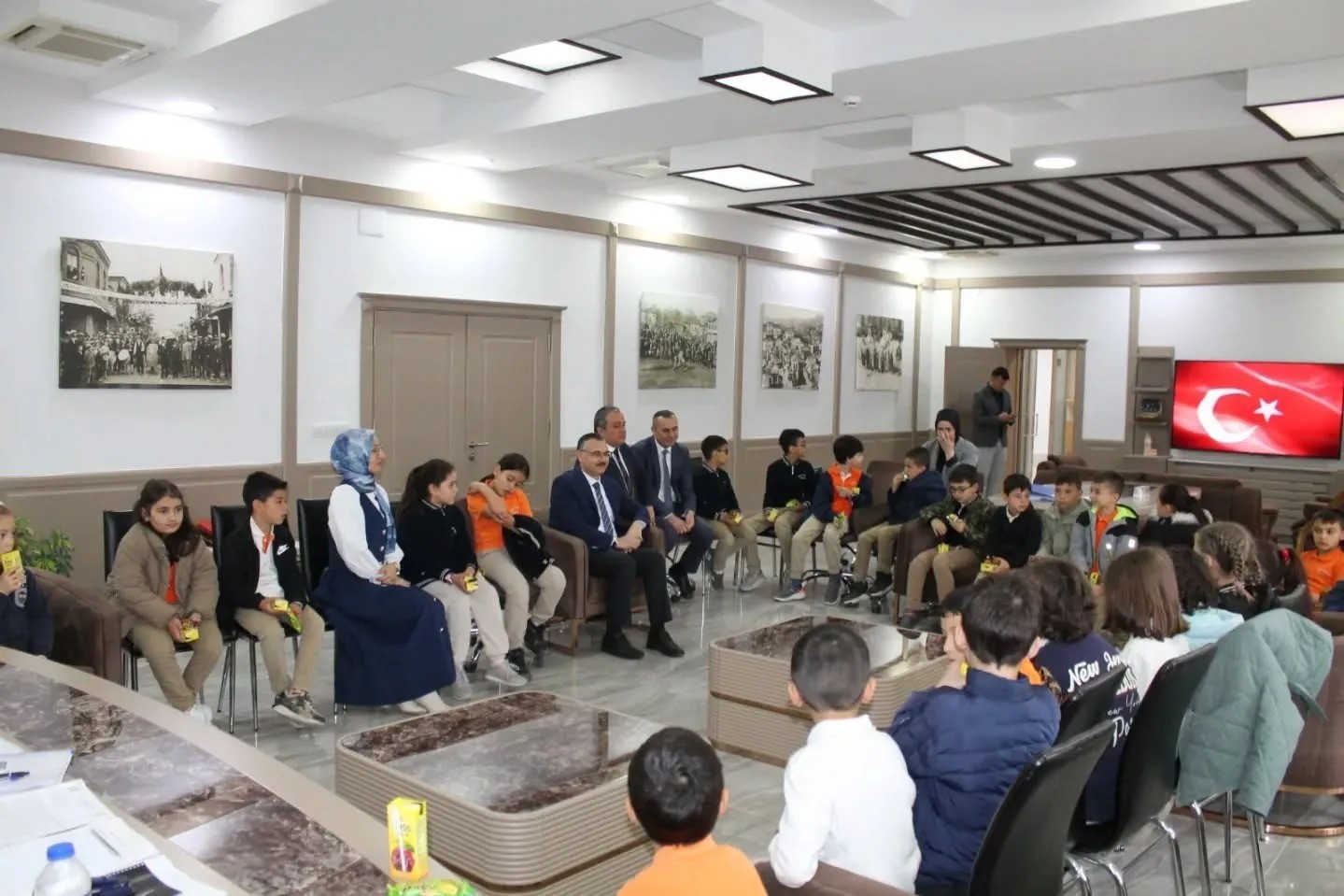 Sinop’ta öğrenciler devlet kurumlarının işleyişini yerinde öğrendi
