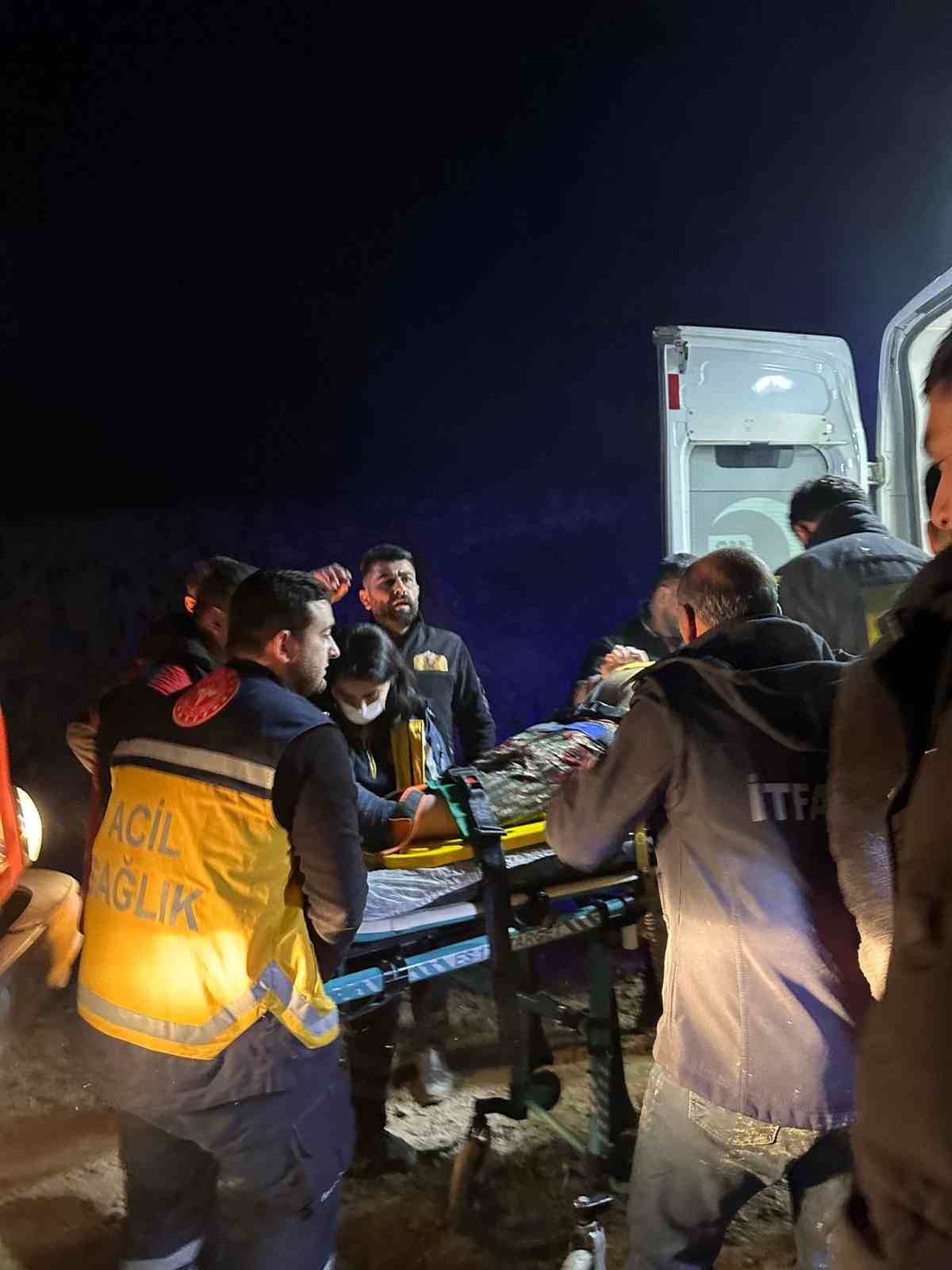 Sinop’ta otomobil uçuruma yuvarlandı: 7 yaralı
