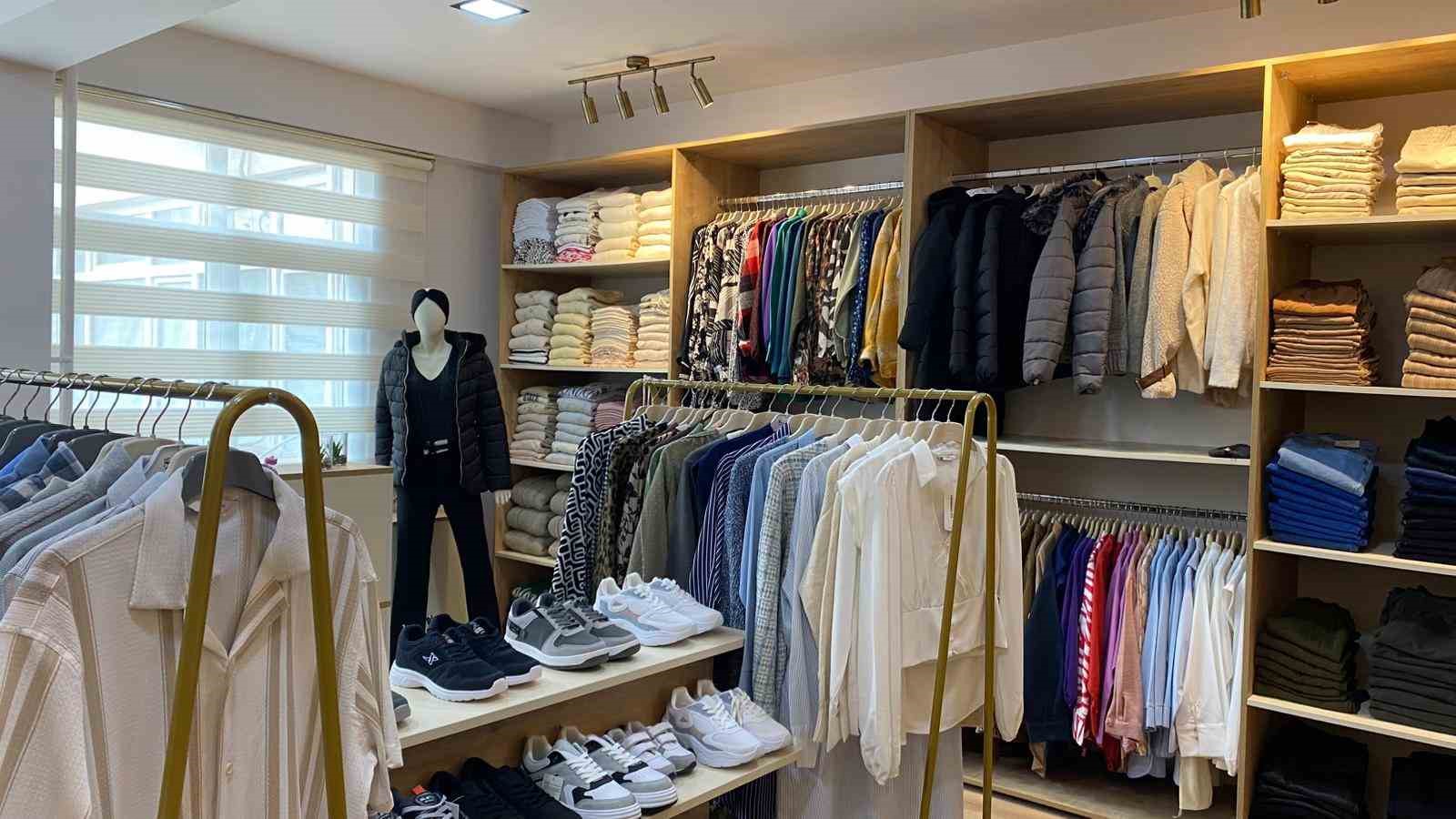 Sinop’ta "Sosyal Market" açıldı
Sinop’ta "Sosyal Market" açıldı