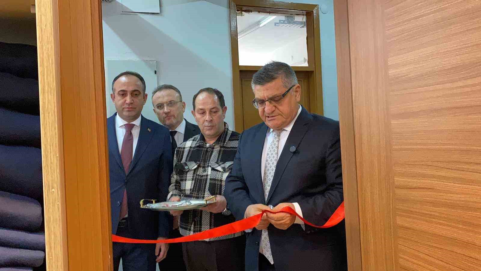 Sinop’ta "Sosyal Market" açıldı
Sinop’ta "Sosyal Market" açıldı
