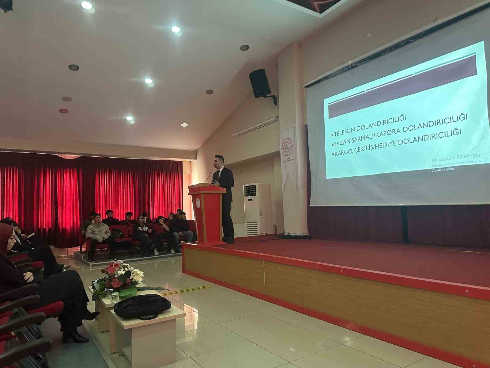 Şırnak Cumhuriyet Başsavcılığından gençlere net mesaj: "Hesabını kullandırma, suça ortak olma"
